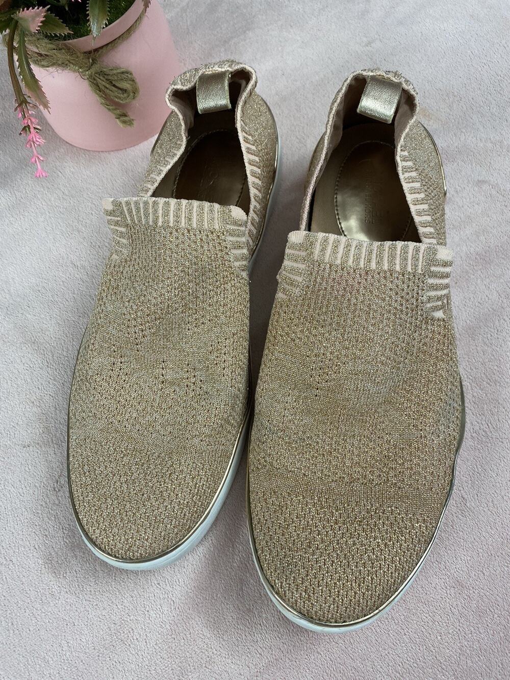 Woman's Michael Kors Skyler Slip On Rose Gold Metallic Knit Size 10M Pre-Owned